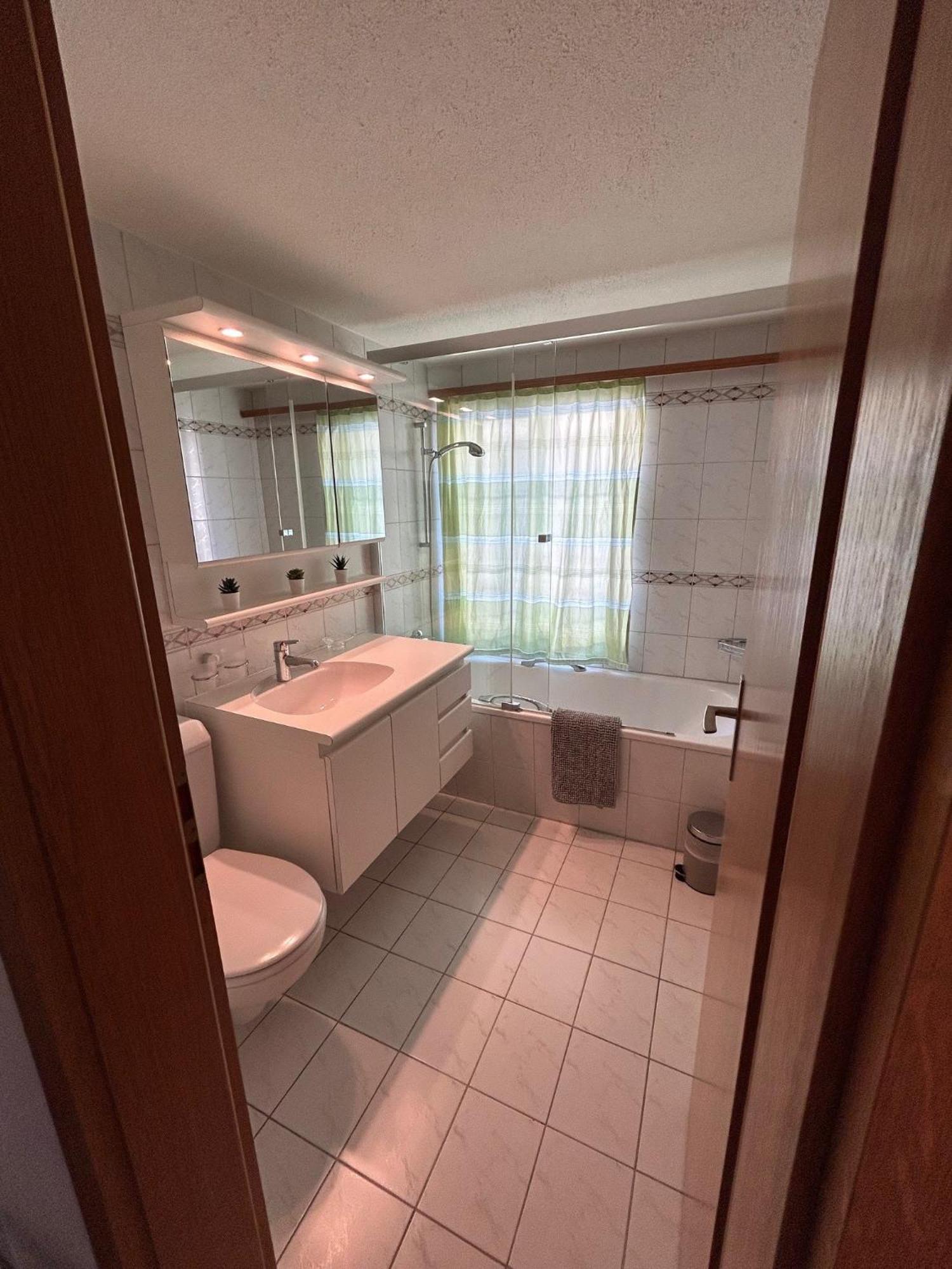Hotel Adler Garni Bauma Bilik gambar